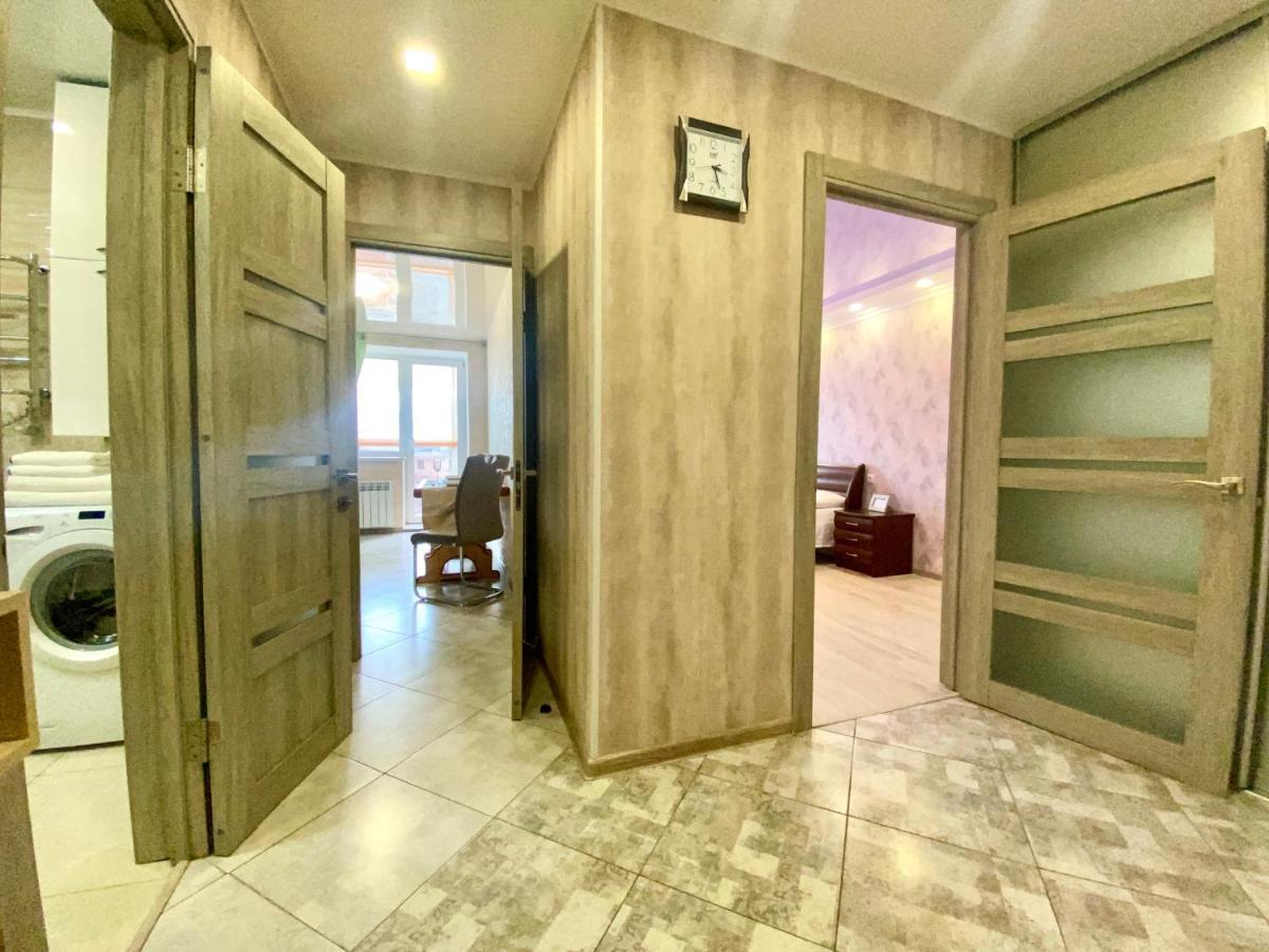 Apartpoltava Простора Однокімнатна Квартира В Новобудові, Корпусний Парк Luaran gambar